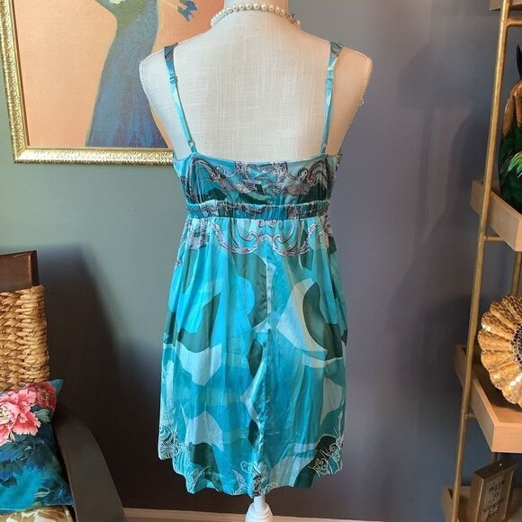 Ruthless Art Silk Babydoll Dress 🤩🫶🏽❤️ - Picture 4 of 9